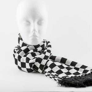 2025 Checkered Fringe Scarf