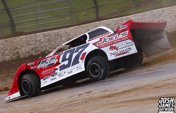 Dillard records 10th-place finish in Dirt Late Model Dream prelim at Eldora Spee