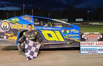 Raabe Takes Modified Feature at Airborne, Lussier Undefeated in Sportsman; Guay, Bresette and Mooney also see winners circle