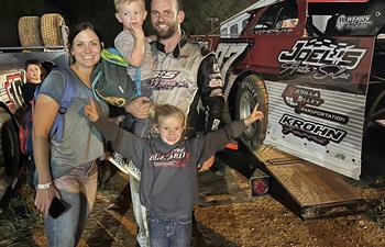 Cade Dillard wins in Crate Late Model at Sabine Speedway