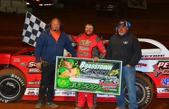 Kenny Collins Claims Victory at Brasstown Brawl Season Opener