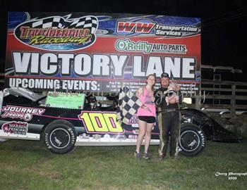 Dillard Hatchett raced to the Crate Racin USA 602 Late Model win at Thunderhill Raceway Park (Summertown, Tenn.).