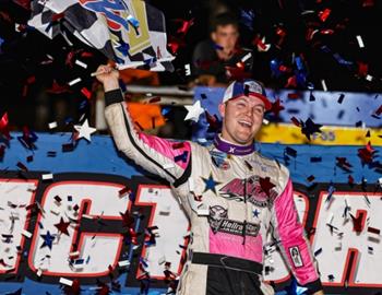 Bobby Pierce won at I-55 Federated Auto Parts Raceway park during the World of Outlaws Late Model Series / St. Louis Firecracker Faceoff Prelim on June 20.
