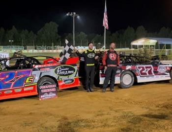 Chase Cooper won both the night’s Crate Racin’ USA 604 Late Model feature and the 2022 Track Championship at Hattiesburg (Miss.) Speedway on Saturday night.