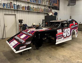 Dereks brand new Elite Chassis set and ready for the 2024 season.