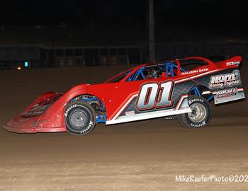 Maquoketa Speedway (Maquoketa, IA) – Malvern Bank East Series – May 24th, 2025. (Mike Ruefer Photo)