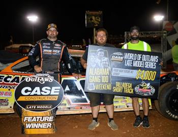 Kyle Bronson picked up the $4,000 World of Outlaws (WoO) Late Model Series win on Friday night, April 21, 2023 at Talladega Short Track (Eastaboga, Ala.).