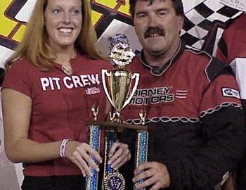 Garry Lee Maier in victory lane