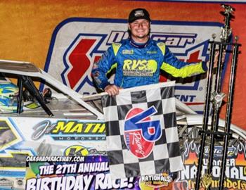 Ashton Winger wins the DIRTcar Summer Nationals tour stop at Oakshade Raceway on July 13