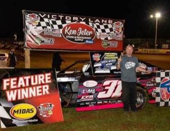 Keith Coan won the CRUSA Modified Sportsman feature at Pine Ridge Speedway on September 28