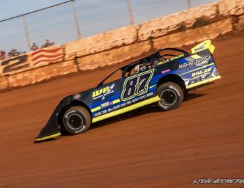 Cherokee Speedway (Gaffney, SC) – Carolina Clash Super Late Model Series & Mid-East Super Late Model Series – Blue/Gray – November 17th, 2024. (Steve Moore Photo)