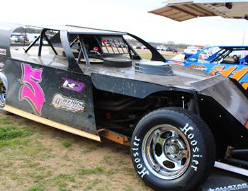 Jeff Taylor takes the opening-night win at Southern Oklahoma Speedway (Ardmore, OK) on March 15, 2025. (Taylor Made Images photo)