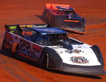 Mike in action at the 2023 Ice Bowl at Talladega Short Track (Eastaboga, Ala.). (Josh James Artwork image)