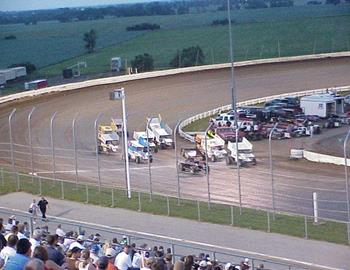 A heat race takes off...