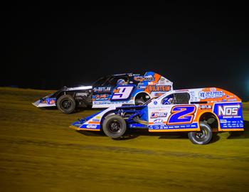 Nick battles Will Krup for the win at Spoon River Speedway on June 23. *(Jacy Norgaard image)*