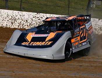 Jimmy Owens raced to the $10,053 victory in the opening round of the Schaeffers Oil Southern Nationals Series on Friday, July 14 at Beckley (W.Va.) Motor Speedway. (Kevin Ritchie image)