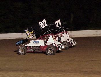 Team cars of Crawley & Pennington pace a heat race