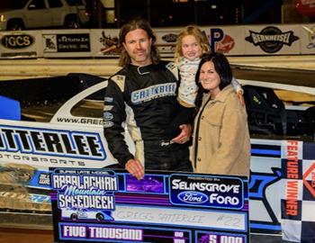 Gregg Satterlee pocketed $6,300 for his win in the Appalachian Mountain Speedweek finale on Sunday, June 18. (Jason Walls image)