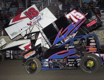 Tony Bruce, Jr. (18) and Jesse Hockett (75)