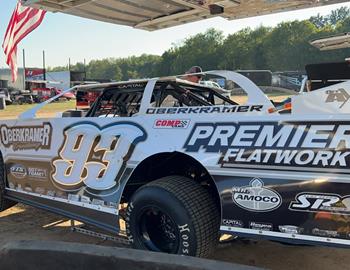 Mason Oberkramer in the pits at Boothill Speedway (Greenwood, LA) with the COMP Cams Super Dirt Series (CCSDS) on September 9, 2023.