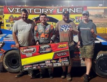 Garrett Smith claimed the Schaeffers Spring Nationals at Buckshot Speedway on March 28.