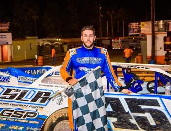 Kyle Hardy raced to a $3,200 win on Friday night at Potomac Speedway in Super Late Model action before picking up a $3,000 triumph on Saturday evening at Hagerstown Speedway.