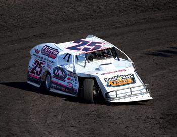 Cody Thompson competing at Boone Speedway on May 1. (Carla Sheppard image)