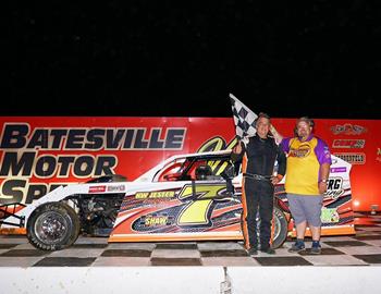 Troy Schaberg won at Batesville Motor Speedway on August 17 (Photo credit: Jason Brickey)