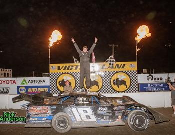 Chase Gelling won the NLRA Dakota Insurance Rumble Prelim on Saturday, July 15 at Brown County Speedway (Aberdeen, S.D.).