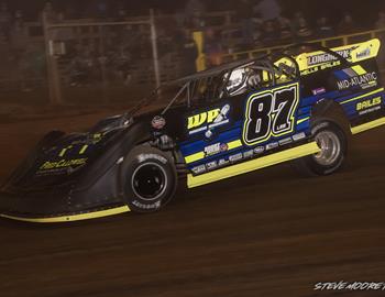 Cherokee Speedway (Gaffney, SC) – Carolina Clash Super Late Model Series & Mid-East Super Late Model Series – Blue/Gray – November 17th, 2024. (Steve Moore Photo)