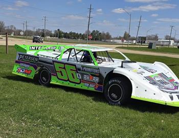 Travis unveils his wrap for the 2025 season.