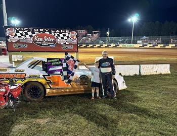 Johnny Stokes wins the Crate Racin USA Street Stock feature at Pine Ridge Speedway on November 2.