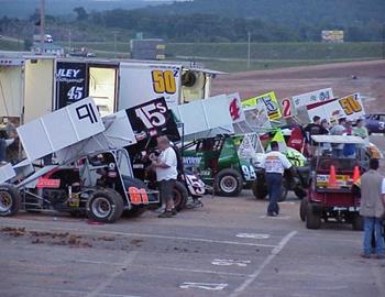 Pit area at Lebanon I-44 Speedway