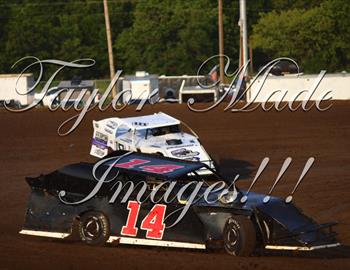 Jeff Taylor races with the Touring Outlaw Modified Series (TOMS) at Southern Oklahoma Speedway (Ardmore, OK) on August 2, 2025. (Taylor Made Images photo)