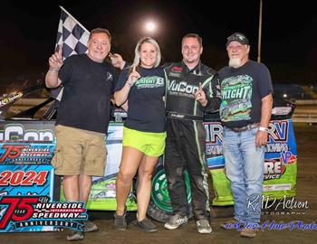 Dillion Knight continues to find success at Riverside International Speedway on August 10