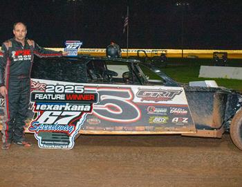 Texarkana 67 Speedway (Texarkana, AR) – March 21, 2025. (Chaz Brzeski photo)