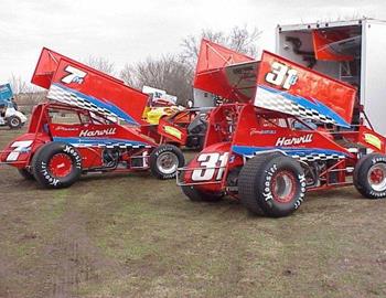 Team cars of Ramey (7m) and Harvill (31b)