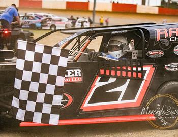 Dubuque Fairgrounds Speedway (Dubuque, IA) – May 19th, 2024. (MercedeSweet Photography)