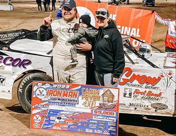 JT Seawright won the Cabin Fever at Boyds Speedway on Jan. 28, 2023.