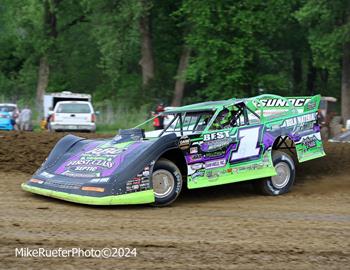 Adams County Speedway (Quincy, IL) – Lucas Oil Midwest LateModel Racing Association (MLRA) – May 5th, 2024. (Mike Ruefer photo)