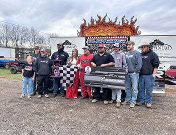 Sam Seawright wins the Super Late Model division, his 3rd consecutive Winter Fest win at Duck River Raceway Park on March 16.