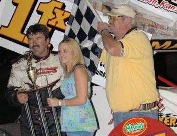 Garry Lee Maier in victory lane