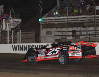 Chad Simpson claimed back-to-back weekend wins after his latest at Winneshiek Raceways King of the Bullring 40 on June 21.