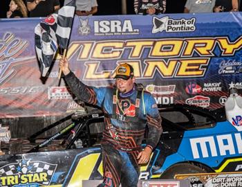 Ryan Gustin celebrating his $5,000 Prairie Dirt Classic prelim at Fairbury (Ill.) Speedway on Friday, July 28. (Rich LaBrier image)