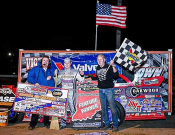 Bobby Pierce raced to the $10,000 Valvoline Iron-Man Late Model Series / World of Outlaws Late Model Series win on Friday, October 7 at Brownstown (Ind.) Speedway. (Ryan Roberts image)