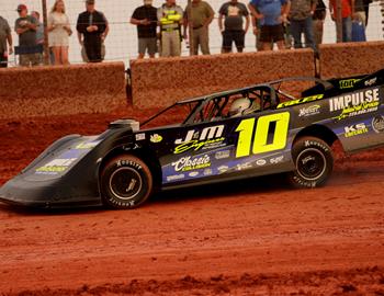 Ty in action at Needmore Speedway on August 25. (MommaD Photography image)