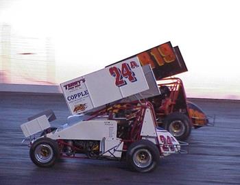 Don Droud, Jr., (24a) and Scott Winters (R19) made up the front row of the feature