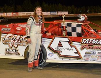 Amanda Robinson secured her second Delaware International Speedway Championship with her Super Late Model victory on Saturday night.