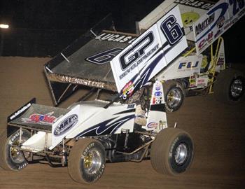 Kyle Hirst (6) and Travis Rilat (29)