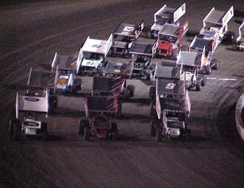 Feature field in 3-wide formation